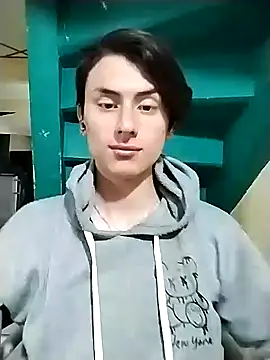 Snapshot of Alann_sr chatting on September 14, 2025, 4:33 am Alann sr online show from September 14, 2025, 4:33 am