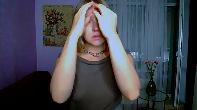 Snapshot of TaylorBre chatting on September 16, 2025, 5:41 am TaylorBre online show from September 16, 2025, 5:41 am