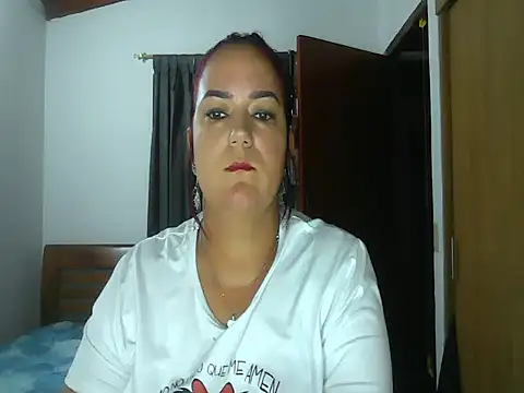 luna withe online show from June 11, 2026, 5:05 am