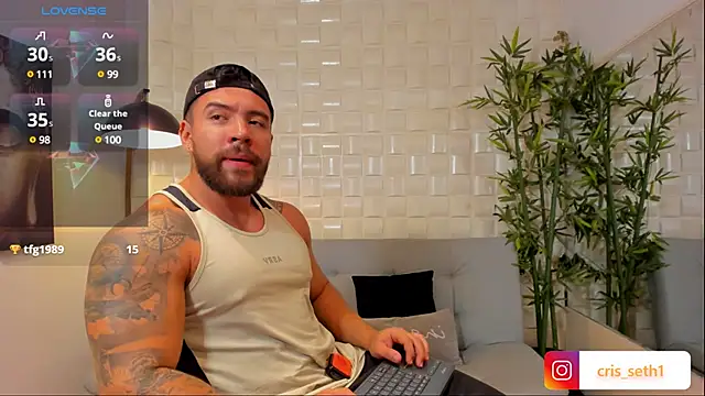 Snapshot of _dreammr1_ chatting on January 28, 2025, 1:50 am dreammr1 online show from January 28, 2025, 1:50 am