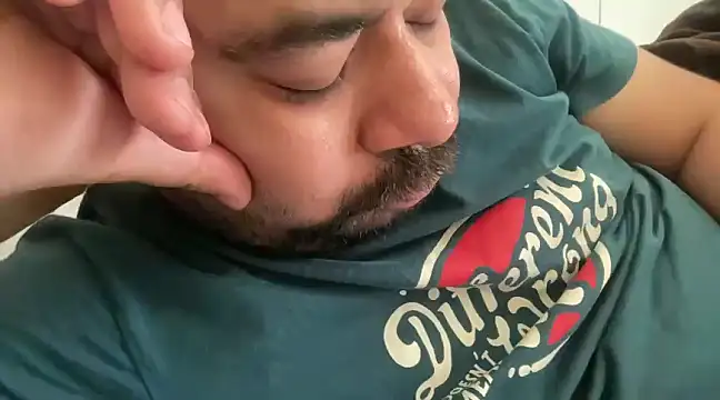 coolboy6566 online show from March 15, 2025, 8:26 am