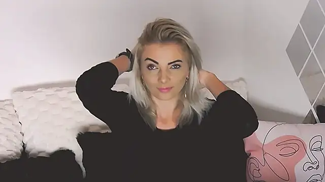 Aly girl1 online show from November 1, 2025, 11:01 am