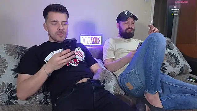 JohnnyStepBro online show from December 10, 2024, 5:55 pm