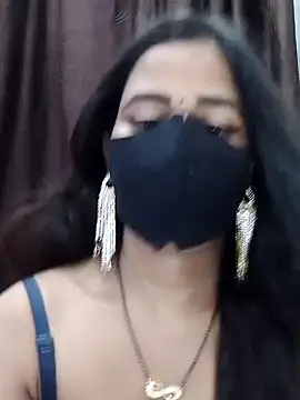 Lalisa sexy online show from October 26, 2025, 4:13 pm