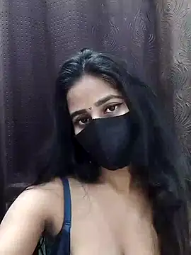 Lalisa sexy online show from April 18, 2026, 6:01 pm