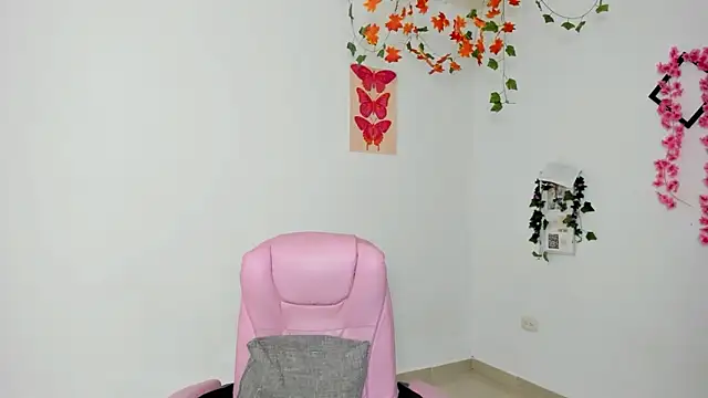 Emic  online show from February 16, 2026, 3:08 pm