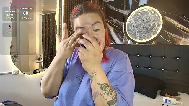 Bruja  Scarlata online show from September 10, 2025, 11:54 am