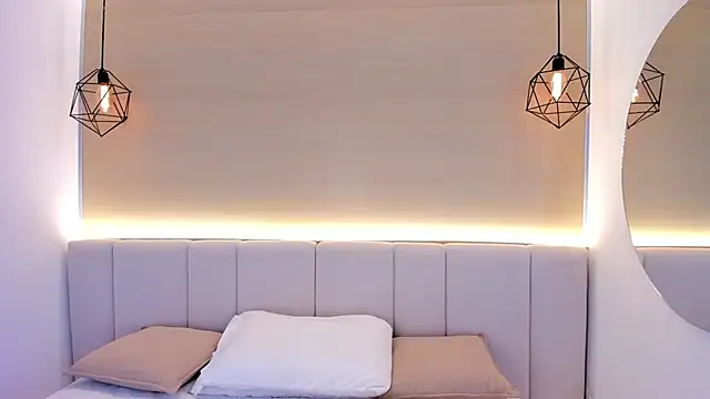 valerysantos  online show from February 14, 2026, 12:13 pm