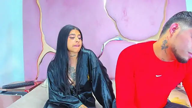 Snapshot of MelissaAndZeuss chatting on January 14, 2025, 8:31 am MelissaAndZeuss online show from January 14, 2025, 8:31 am