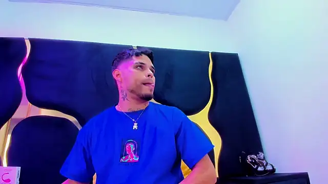 Snapshot of MelissaAndZeuss chatting on September 13, 2025, 4:34 am MelissaAndZeuss online show from September 13, 2025, 4:34 am