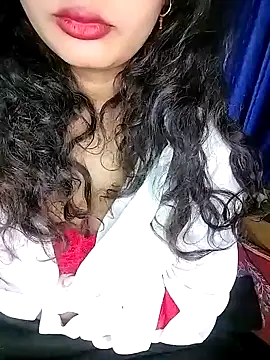 Miss-Siyaa online show from December 8, 2024, 6:28 pm