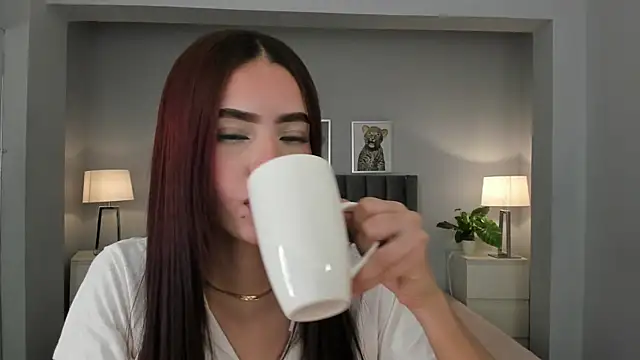 Madie  collins online show from March 21, 2025, 11:44 am