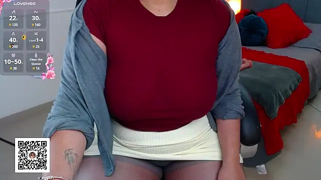 VictoriaMontero30000 online show from January 13, 2025, 12:09 am