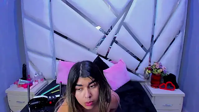 Snapshot of NahomiConnor_ chatting on September 26, 2025, 1:26 pm NahomiConnor online show from September 26, 2025, 1:26 pm