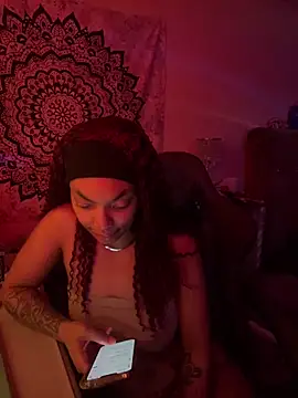 Snapshot of butterflybootyy chatting on December 14, 2024, 4:23 am butterflybootyy online show from December 14, 2024, 4:23 am