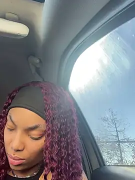 Snapshot of butterflybootyy chatting on December 19, 2024, 5:29 pm butterflybootyy online show from December 19, 2024, 5:29 pm