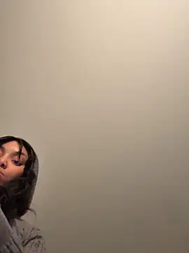 Snapshot of butterflybootyy chatting on March 2, 2025, 6:16 am butterflybootyy online show from March 2, 2025, 6:16 am