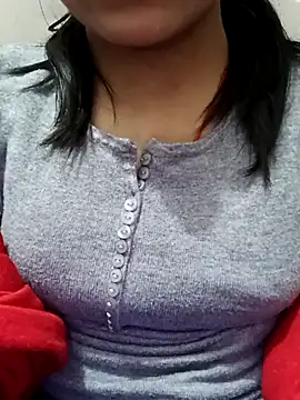 Snapshot of Riyu_05 chatting on December 17, 2024, 10:12 am Riyu 05 online show from December 17, 2024, 10:12 am