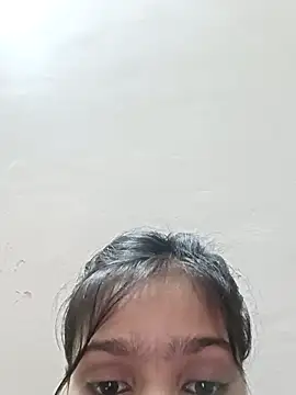 Snapshot of Riyu_05 chatting on February 15, 2025, 10:22 am Riyu 05 online show from February 15, 2025, 10:22 am