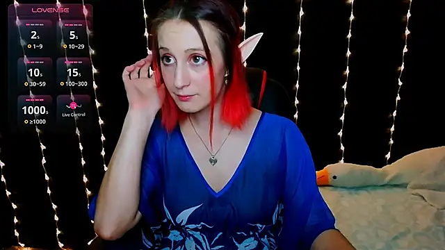 Snapshot of AgathaNoxe chatting on January 7, 2025, 11:03 pm AgathaNoxe online show from January 7, 2025, 11:03 pm