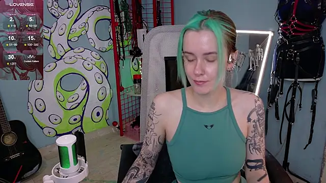 Snapshot of Cumpotik_Eve chatting on February 16, 2026, 5:25 am Cumpotik Eve online show from February 16, 2026, 5:25 am