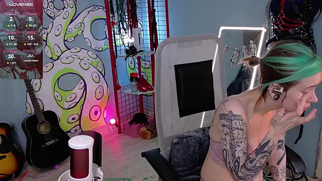 Snapshot of Cumpotik_Eve chatting on February 17, 2026, 4:20 am Cumpotik Eve online show from February 17, 2026, 4:20 am