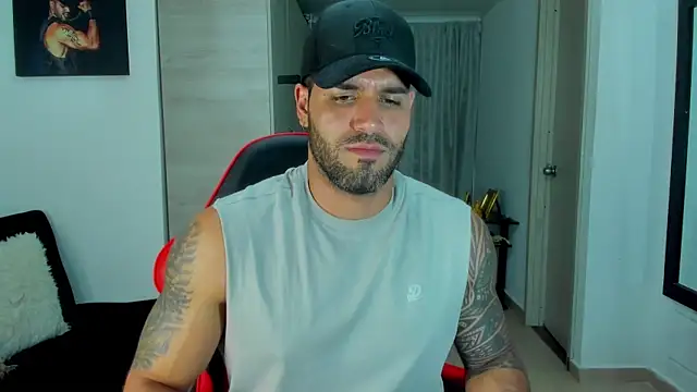 SamirHazard97 online show from April 7, 2026, 3:07 am