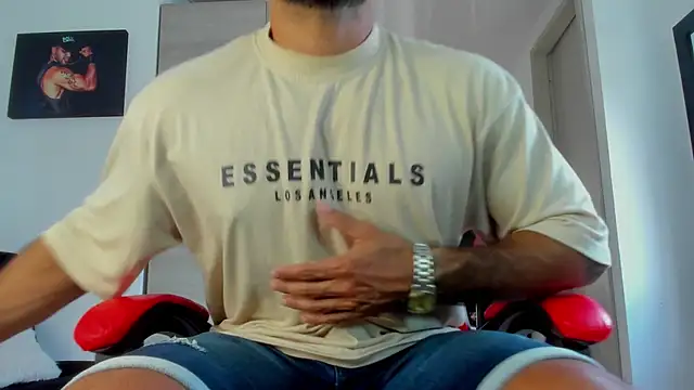 SamirHazard97 online show from April 17, 2026, 9:51 pm