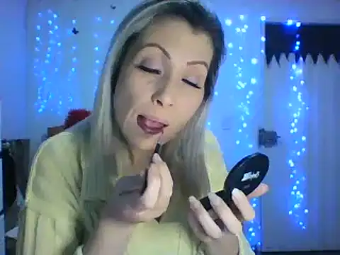 Snapshot of alixia81 chatting on March 16, 2025, 9:49 am alixia81 online show from March 16, 2025, 9:49 am