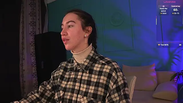 Belle Via online show from April 8, 2026, 5:02 pm