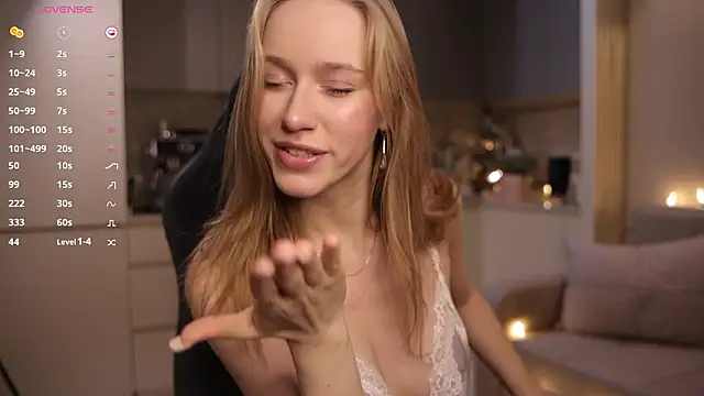 PollyAgata online show from March 3, 2026, 7:09 pm