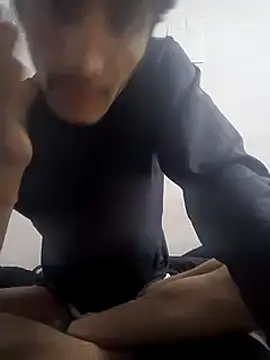 Snapshot of nskgenz chatting on December 7, 2024, 5:15 am nskgenz online show from December 7, 2024, 5:15 am