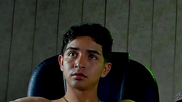 Snapshot of Muichiro_tokito1 chatting on November 8, 2025, 3:50 am Muichiro tokito1 online show from November 8, 2025, 3:50 am