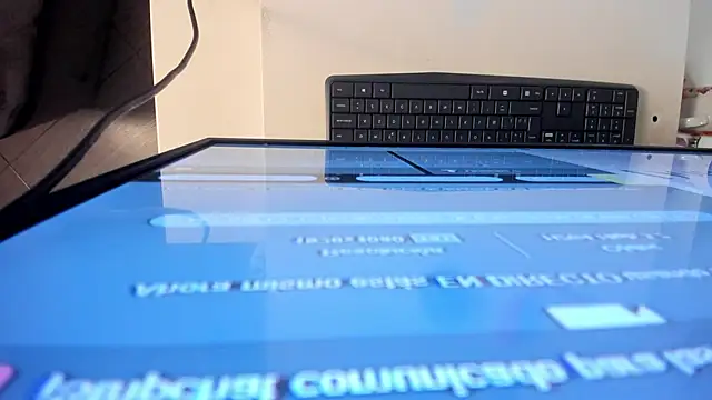 Snapshot of escarleth__ chatting on March 19, 2025, 1:29 pm escarleth online show from March 19, 2025, 1:29 pm