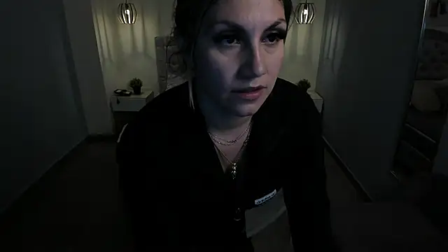 Snapshot of escarleth__ chatting on September 22, 2025, 1:46 pm escarleth online show from September 22, 2025, 1:46 pm