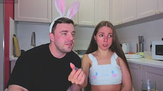 fcjuicy pussy online show from October 31, 2025, 7:59 pm