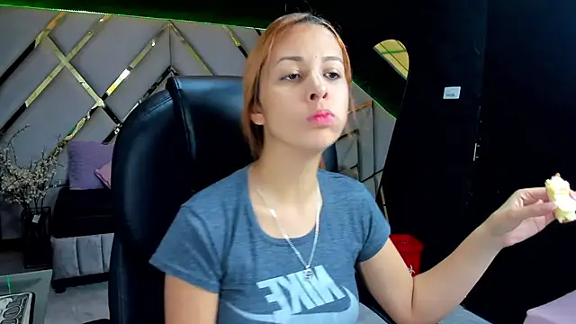 Paris Petit online show from February 26, 2026, 7:57 pm