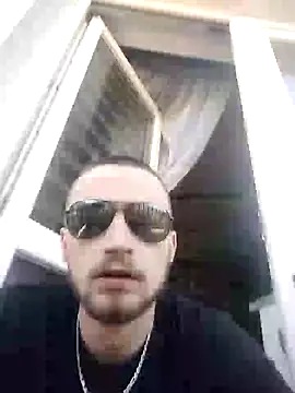 wariacik0024 online show from March 6, 2025, 9:36 am