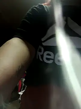 lilbishmiss online show from October 14, 2025, 8:42 pm