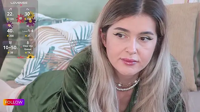 Sarah-Hart online show from March 4, 2025, 5:21 am