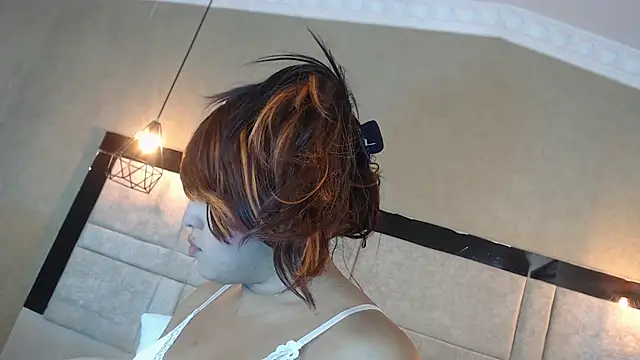 kimCosseyy online show from September 15, 2025, 3:06 am