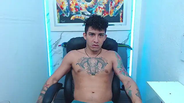 targuerian22 online show from September 11, 2025, 12:11 am