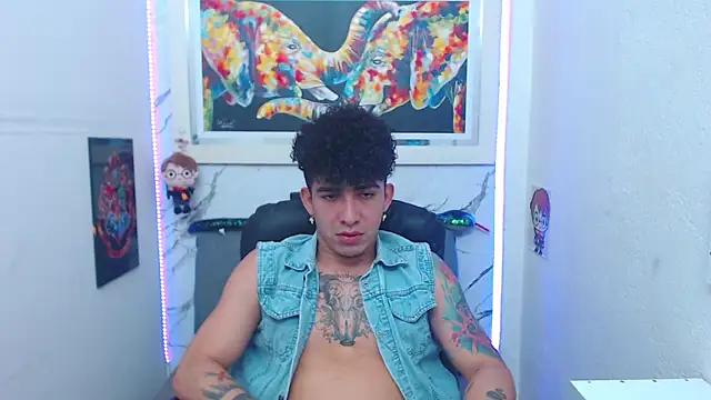 targuerian22 online show from November 30, 2025, 2:37 am