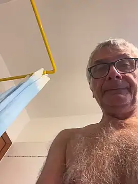 4n4l1zz4m1 online show from December 25, 2024, 9:24 am