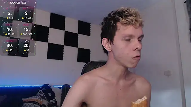 bryamado69 online show from October 10, 2025, 2:16 pm