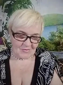 VioletSweet566 online show from December 12, 2024, 11:47 pm