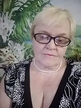 VioletSweet566 online show from January 28, 2025, 1:59 pm