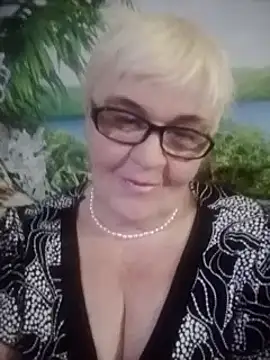 VioletSweet566 online show from January 30, 2025, 7:15 pm