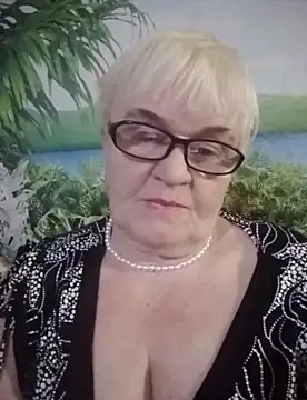 VioletSweet566 online show from February 7, 2025, 10:09 pm