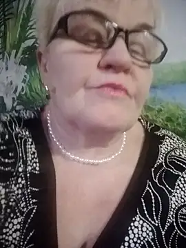 VioletSweet566 online show from February 9, 2025, 8:34 pm